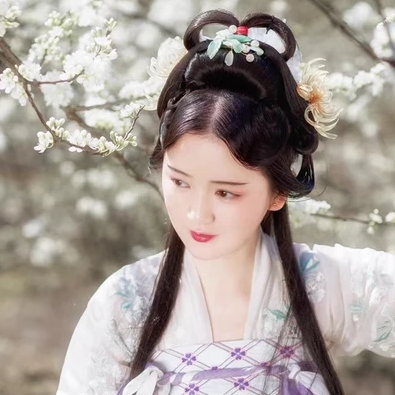 玉山清帶傘女生頭像，唯美古風(fēng)真人頭像