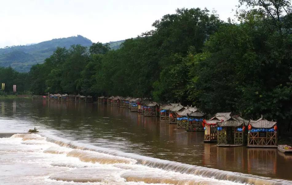 中國(guó)最適合私奔的10個(gè)古鎮(zhèn)：春暖花開旅途美麗！