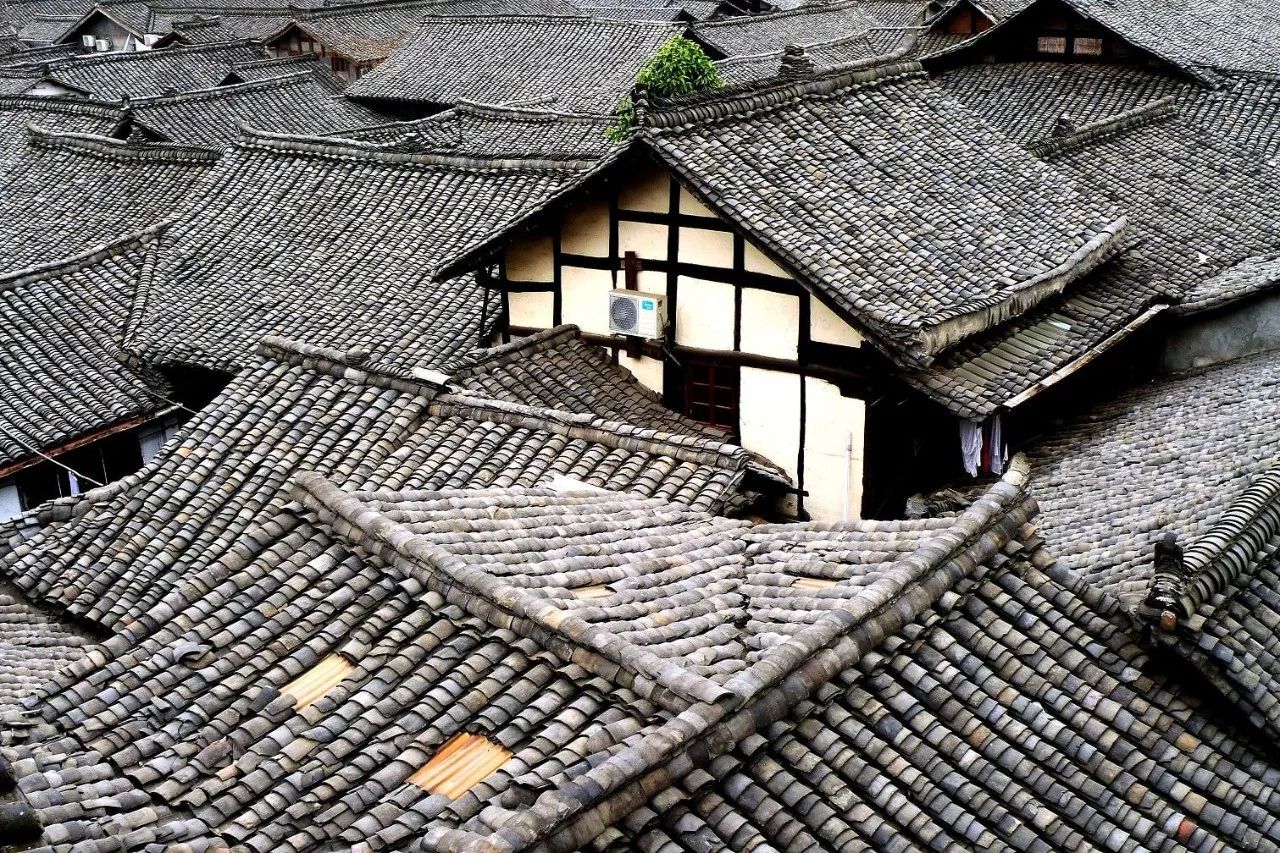 中國(guó)最適合私奔的10個(gè)古鎮(zhèn)：春暖花開旅途美麗！