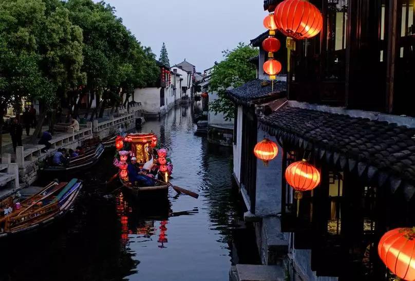 中國最適合私奔的10個(gè)古鎮(zhèn)：春暖花開旅途美麗！