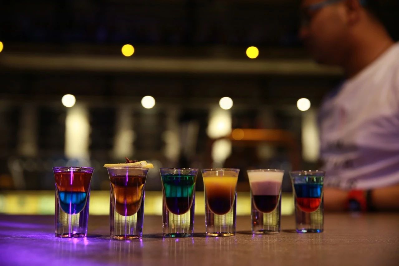 銀川·印象熙岸，經(jīng)典徽派造型巧妙的融合在古鎮(zhèn)