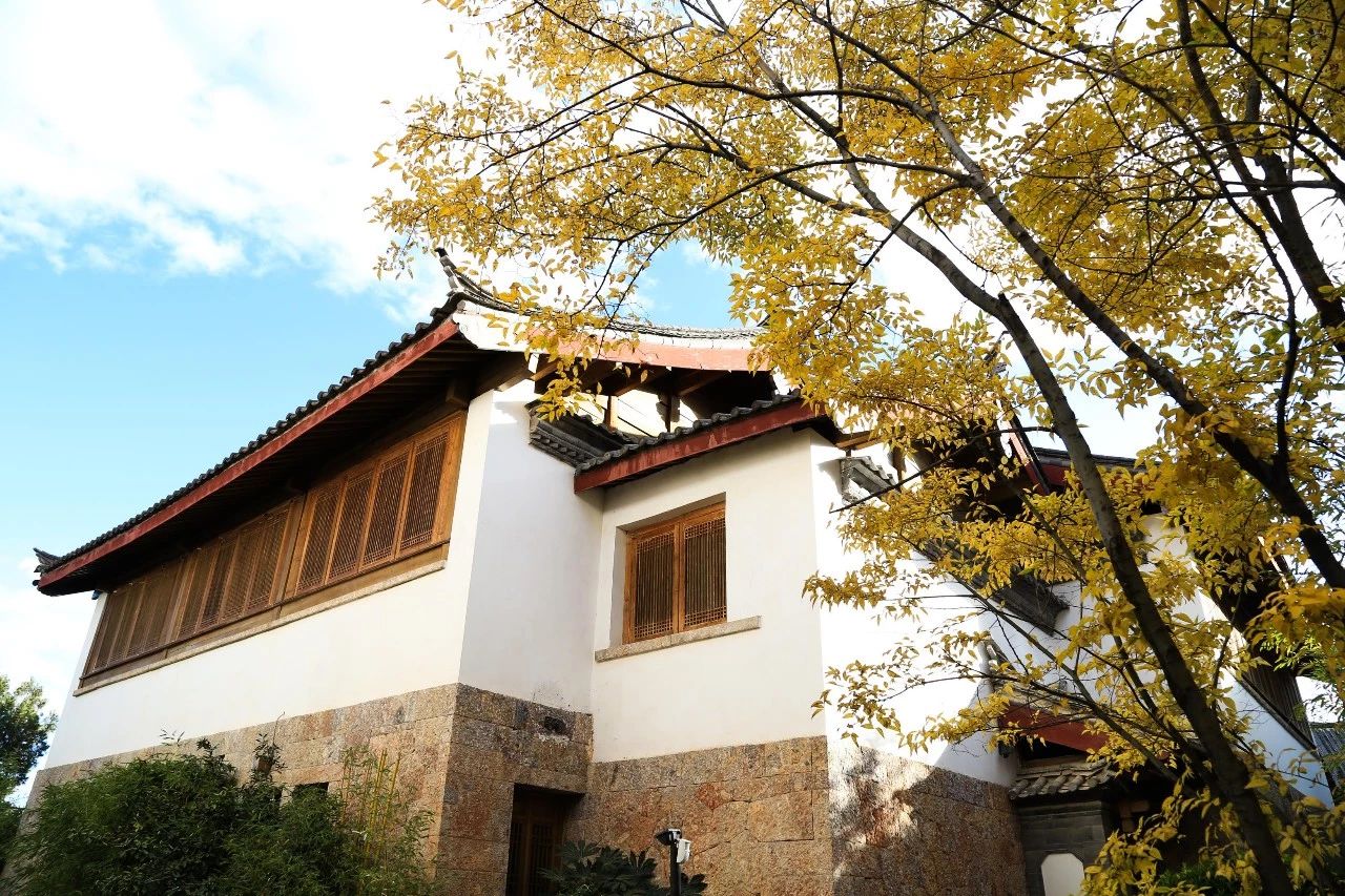 麗江·浮云社，將一切凡塵俗世都看作浮云