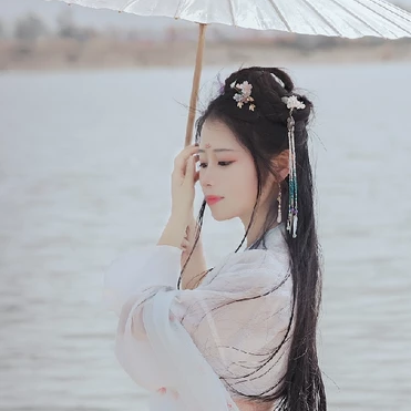 明媚江湖女生頭像，唯美古風(fēng)真人頭像