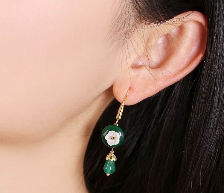 復古小花朵綠瑪瑙耳環(huán)，古風文藝復古首飾