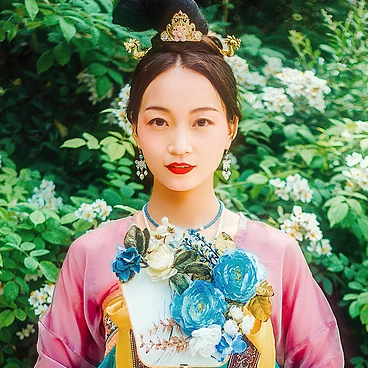 多彩花團(tuán)扇女生頭像，唯美古風(fēng)真人頭像