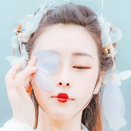 羽仙帶傘女生頭像，唯美古風(fēng)真人頭像