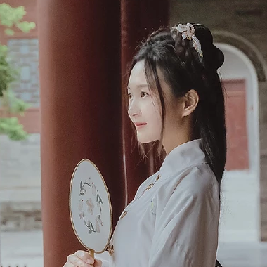 甜美可愛帶傘團(tuán)扇女生頭像，唯美古風(fēng)真人頭像