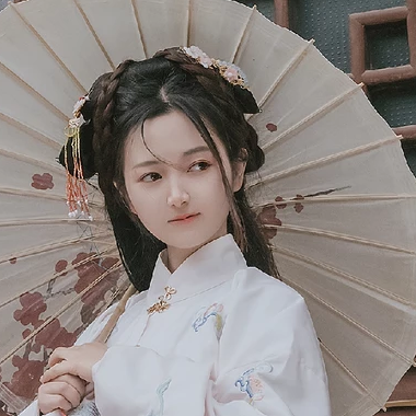 甜美可愛帶傘團(tuán)扇女生頭像，唯美古風(fēng)真人頭像