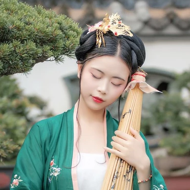 美人凄兮女生頭像，唯美古風真人頭像