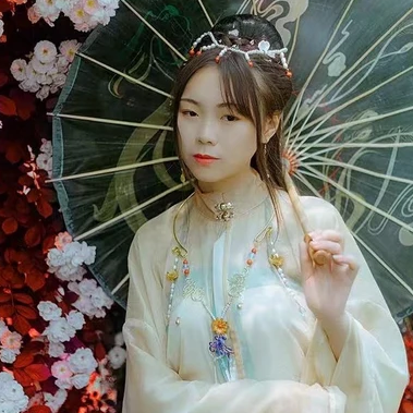 花開(kāi)芬芳女生頭像，唯美古風(fēng)真人頭像