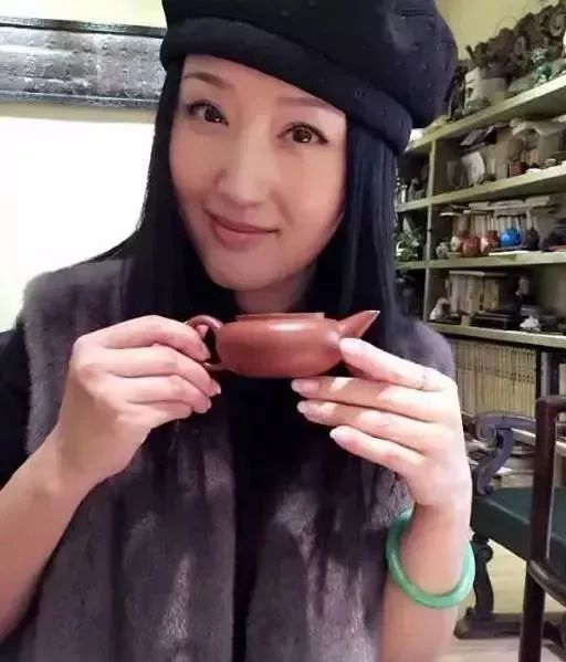 手串怎么戴？左戴玉右戴銀養(yǎng)生更養(yǎng)人！