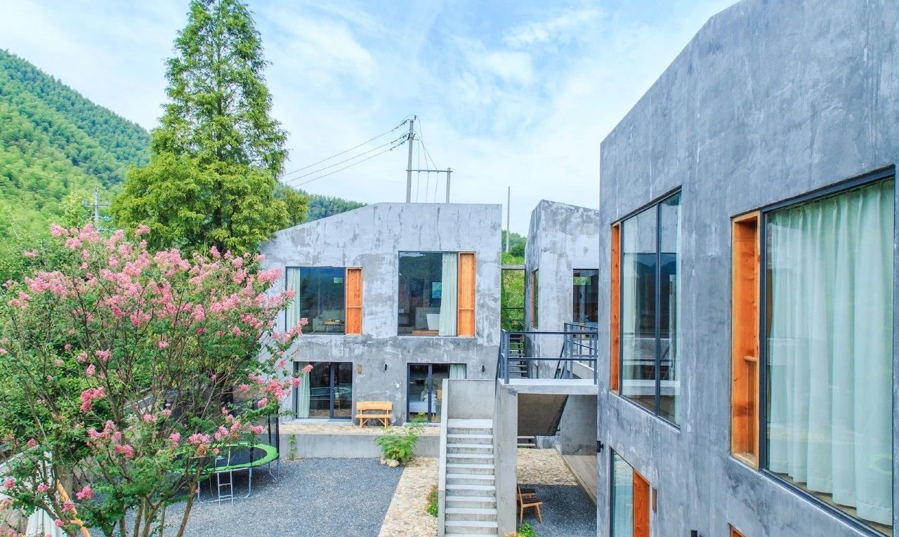 3個(gè)水泥灰時(shí)尚民宿：一種最本質(zhì)的美感