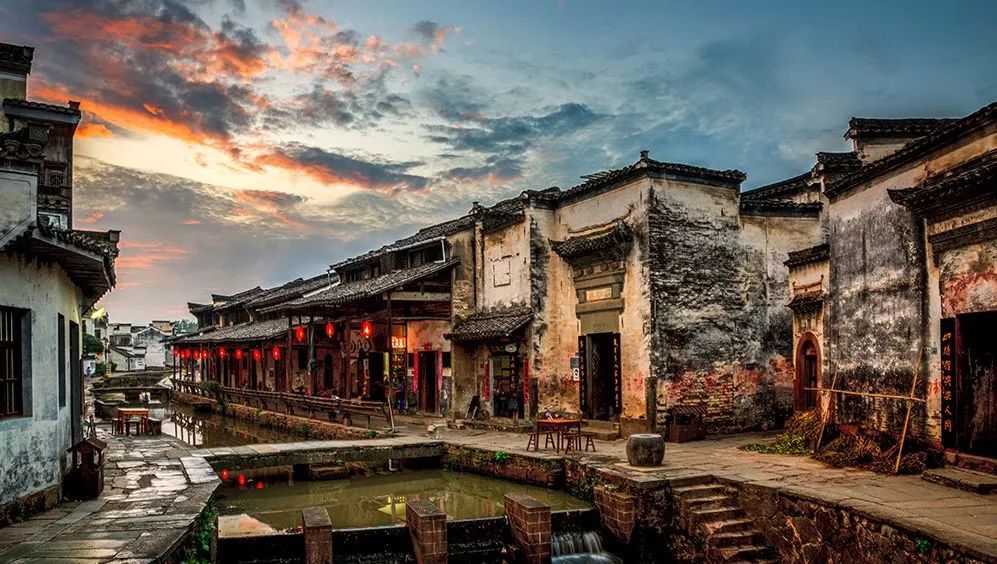 古鎮(zhèn)情懷：30個古鎮(zhèn)愿有人與你一起踏足！