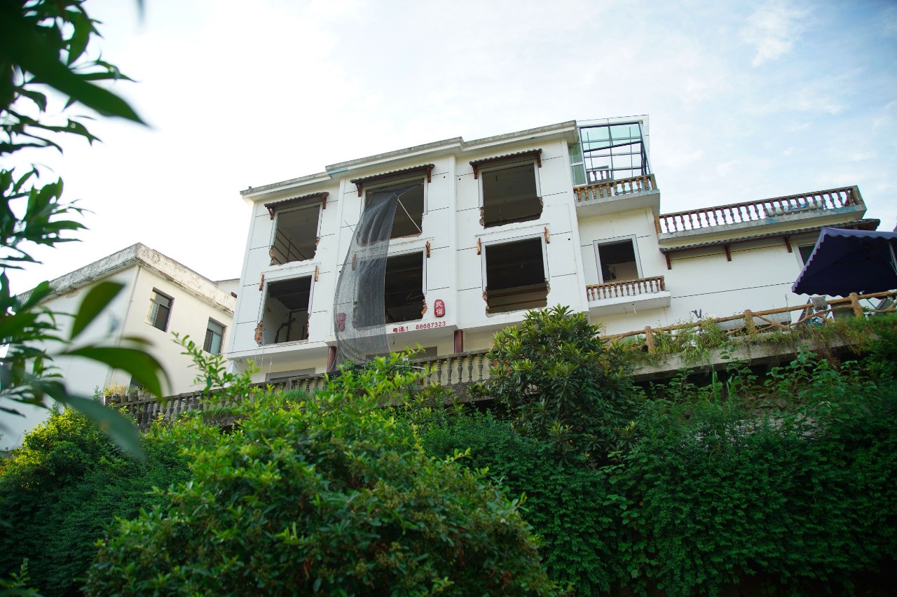 點(diǎn)叁民宿，千島湖坐船賞景豈不詩(shī)意？