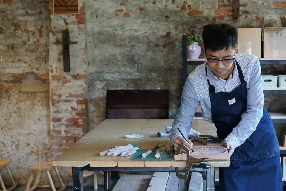 廣州·菁木山舍，有個(gè)木屋開(kāi)滿(mǎn)鮮花看花開(kāi)花落