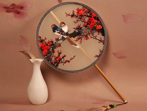 扇子輕搖，自古多風(fēng)雅！