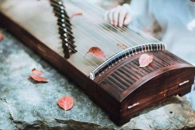 樂器古箏的好處：鍛煉優(yōu)雅十足的氣質(zhì)！