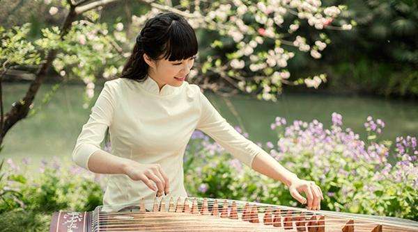 樂器古箏的好處：鍛煉優(yōu)雅十足的氣質(zhì)！
