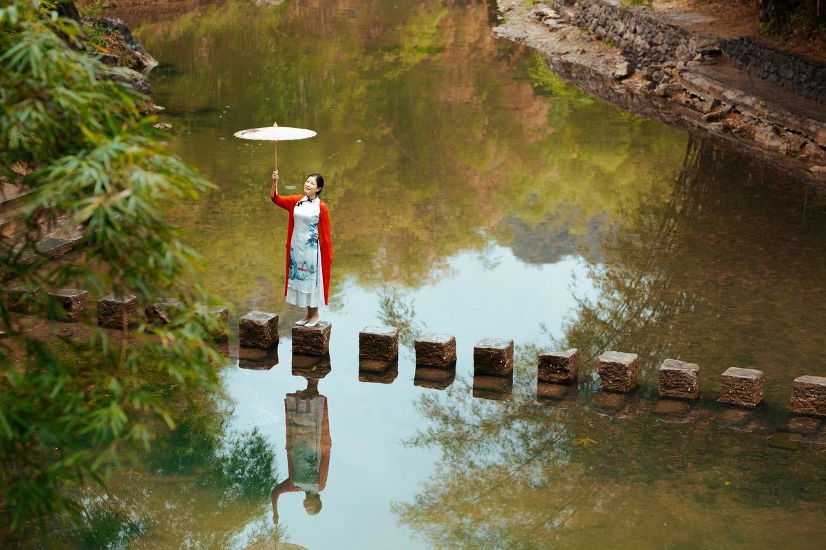 古鎮(zhèn)游玩，有一種說走就走的旅行