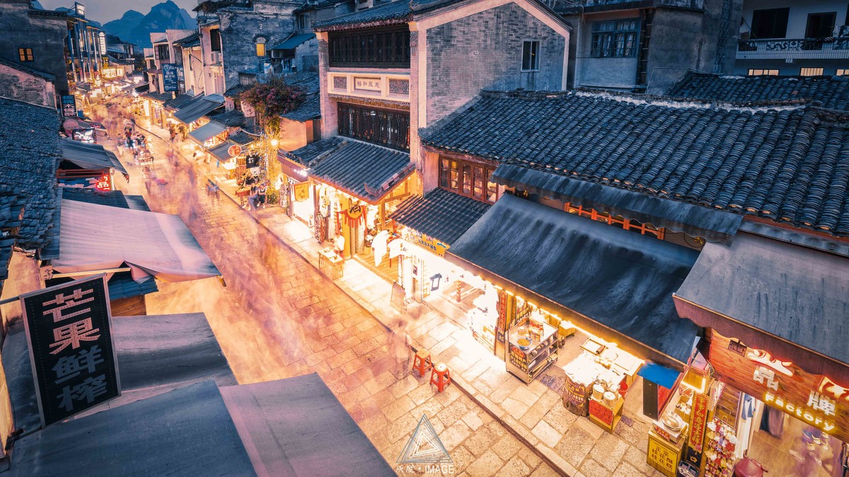 古鎮(zhèn)游玩，有一種說走就走的旅行