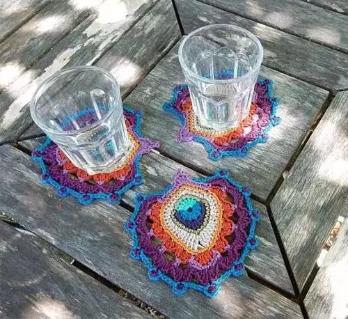 孔雀羽毛編織作品，驚艷眾人！