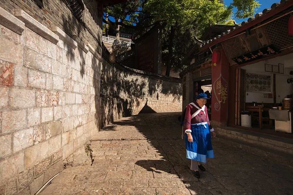 麗江·白馬里，千年古城化作最美背景
