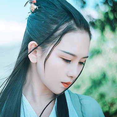 清風(fēng)徐來帶斗笠折扇女生頭像，唯美古風(fēng)頭像