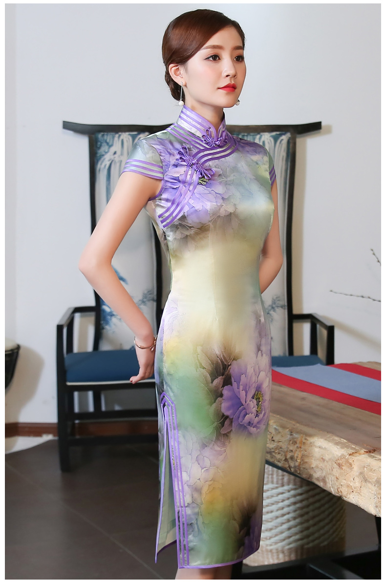 高貴紫清旗袍，唯美嬌艷旗袍裙