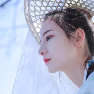 白衣斗笠古風(fēng)頭像，仙氣飄然迷人眼!