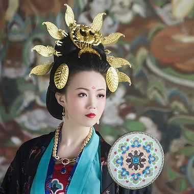 精致古典女生真人頭像，持扇古風(fēng)頭像