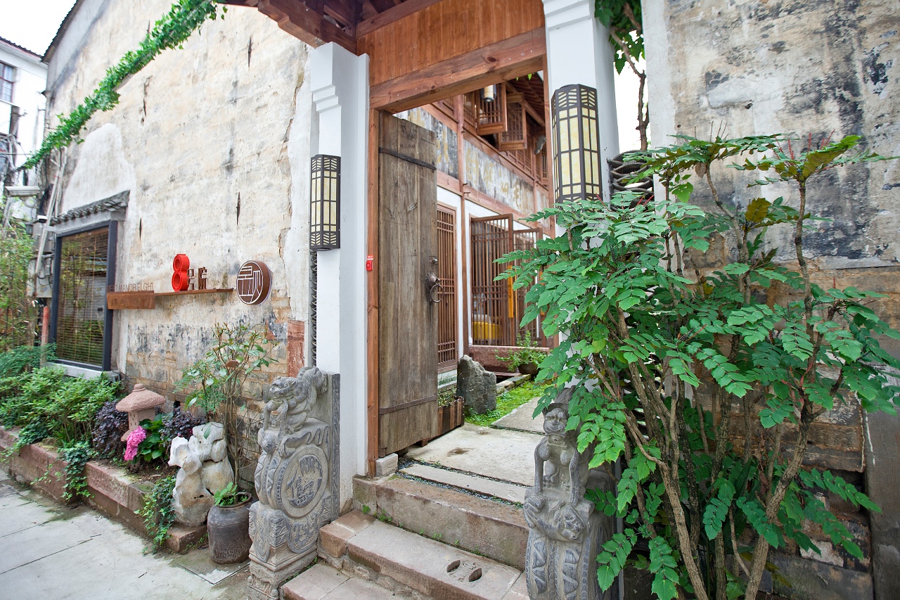 昱見(jiàn)·八號(hào)院，一幅意境悠遠(yuǎn)的江南水墨畫(huà)