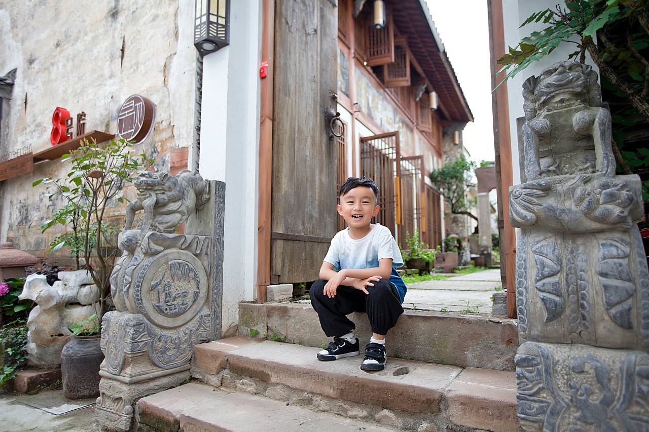 昱見(jiàn)·八號(hào)院，一幅意境悠遠(yuǎn)的江南水墨畫(huà)