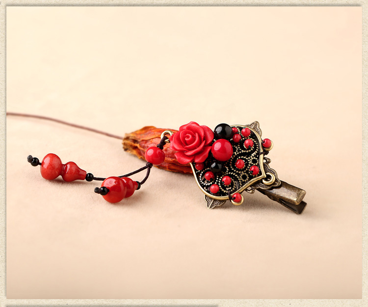 紅色雕漆復古頭飾，玫瑰花朵發(fā)夾