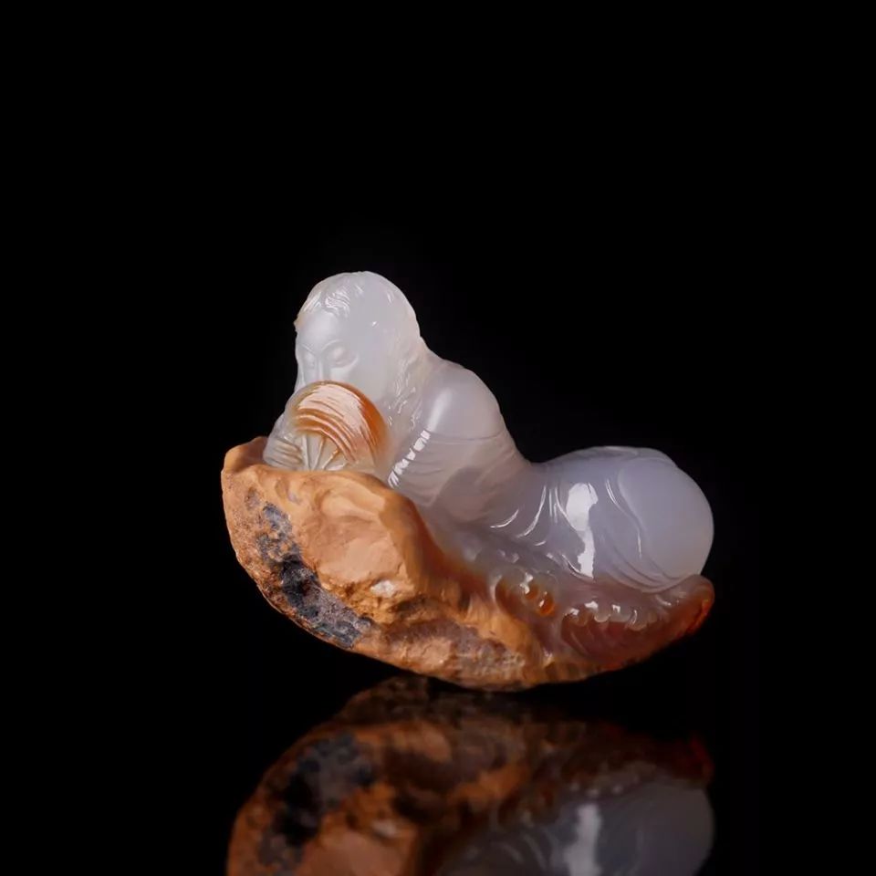 玉雕藝術(shù)：“藝”與“色”的玉女柔情！