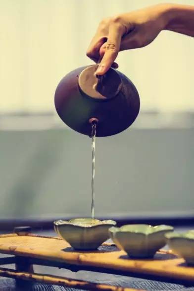 愛上美學(xué)的陶瓷：讀懂瓷器的美！