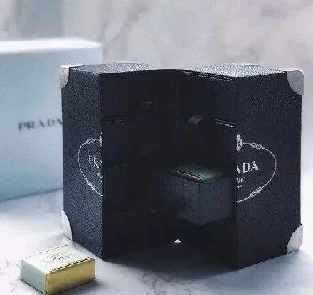 中秋月餅包裝設計，創(chuàng)意滿滿的包裝設計