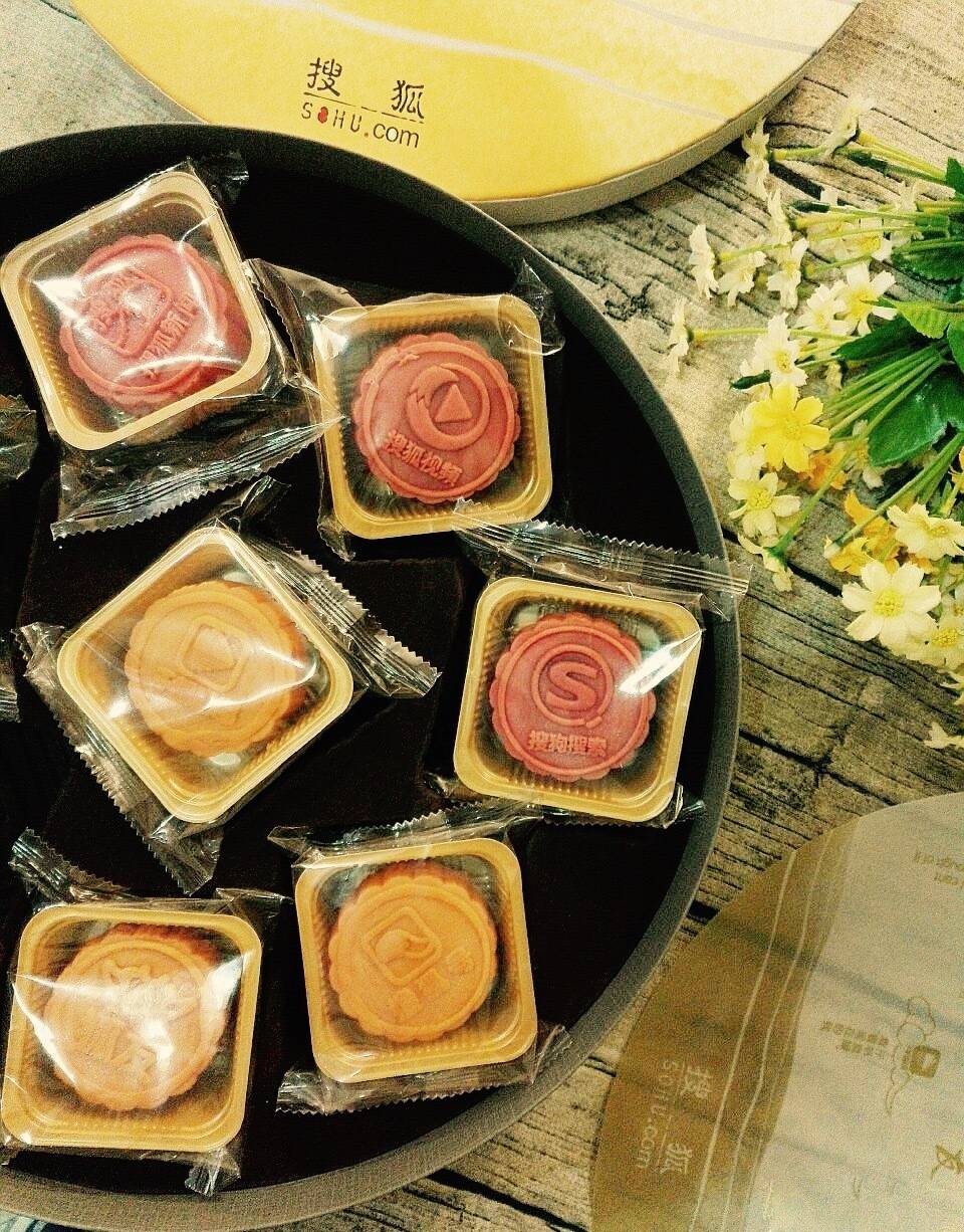 中秋月餅包裝設計，創(chuàng)意滿滿的包裝設計