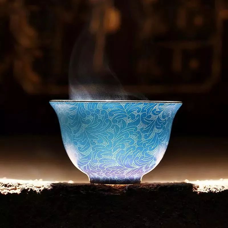 粉彩扒花工藝：細膩絕妙的陶瓷工藝！