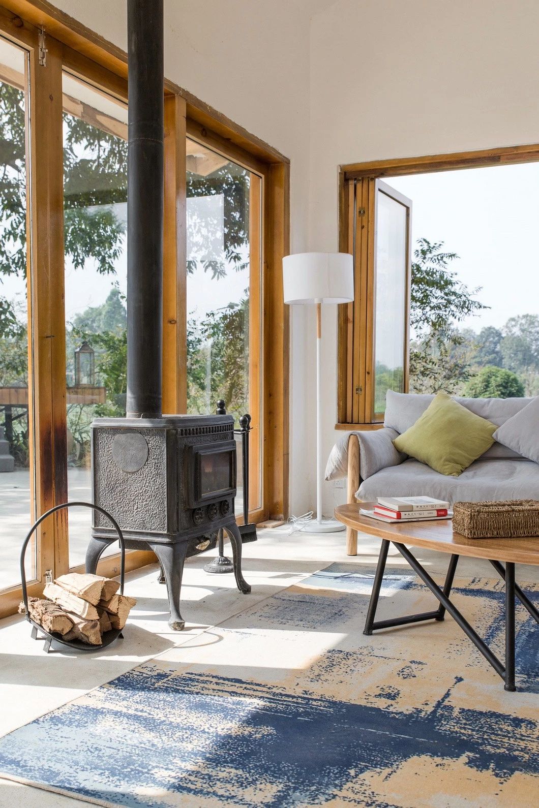 一所茶園里的民宿，過著鄉(xiāng)下悠閑愜意的日子