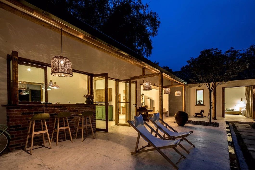 一所茶園里的民宿，過著鄉(xiāng)下悠閑愜意的日子