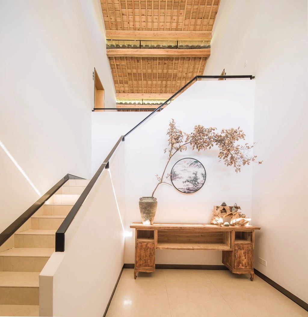 安吉·仁里息心廬，擁泉而居枕山而眠!