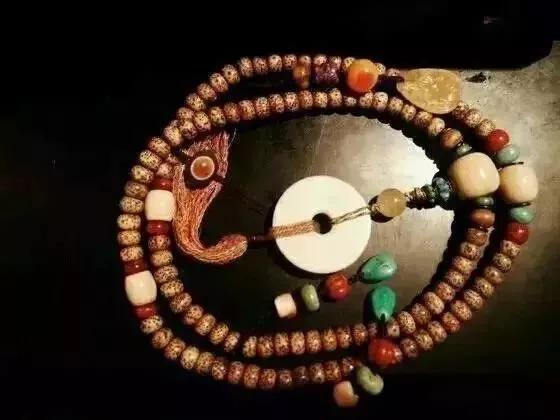 如何盤出包漿星月菩提？驚艷菩提包漿的全過程