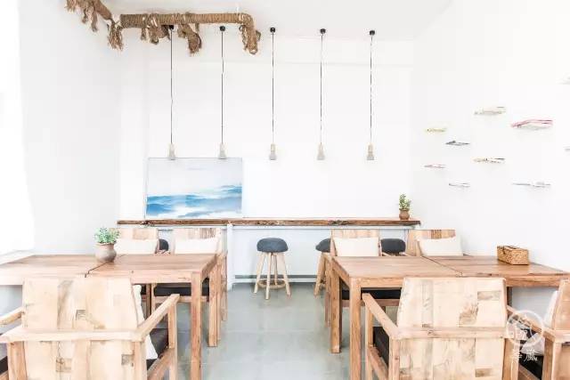 瀘沽湖新中式風(fēng)格民宿，等風(fēng)·半山