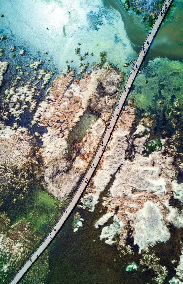 瀘沽湖新中式風(fēng)格民宿，等風(fēng)·半山