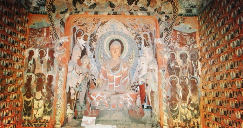 敦煌石洞彩塑佛像(2)