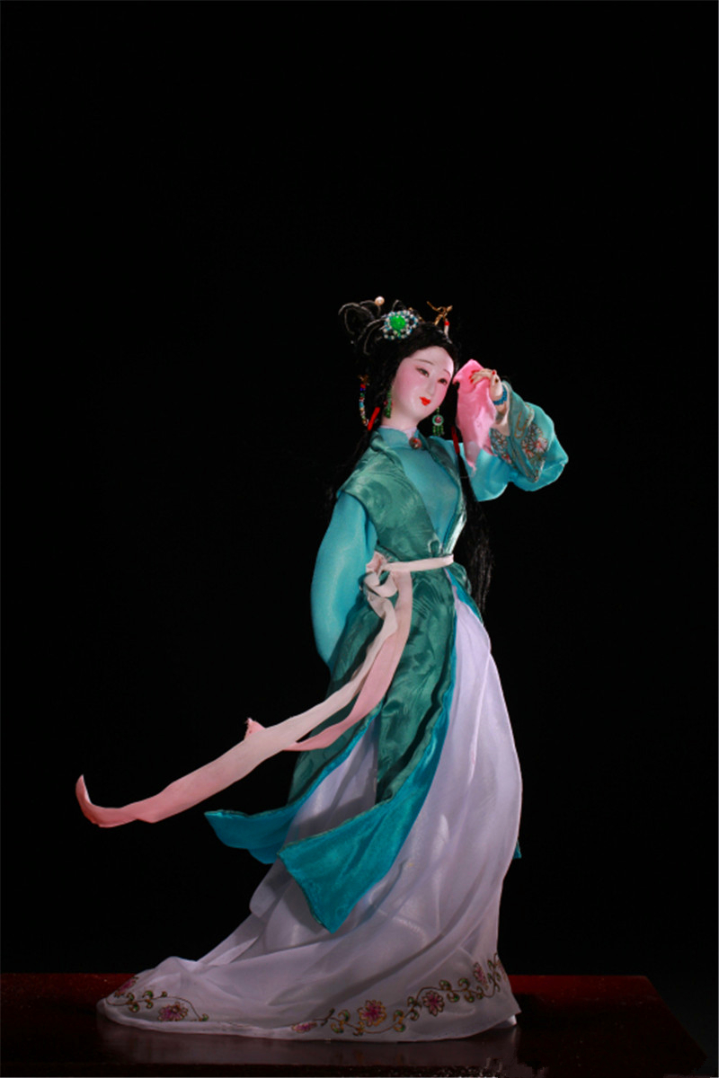 中國(guó)傳統(tǒng)工藝品，絹人