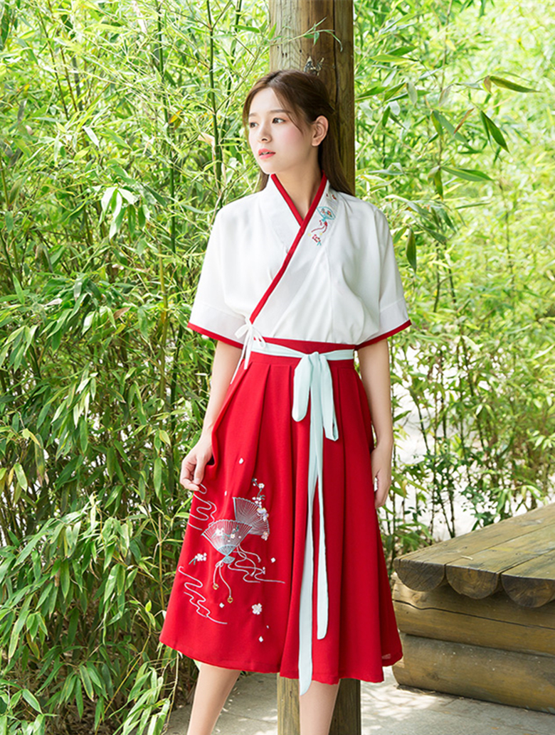 漢元素交領紅白拼接繡扇夏裝