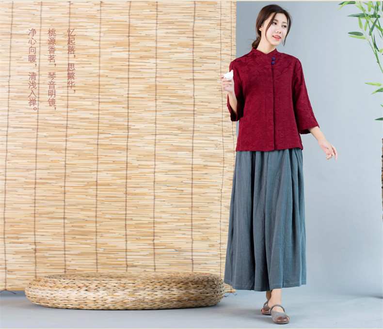 暗紅色中式外套女長(zhǎng)袖盤(pán)扣上衣