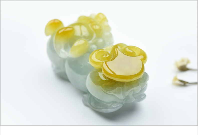 鴻運(yùn)當(dāng)頭黃翡綠底貔貅吊墜