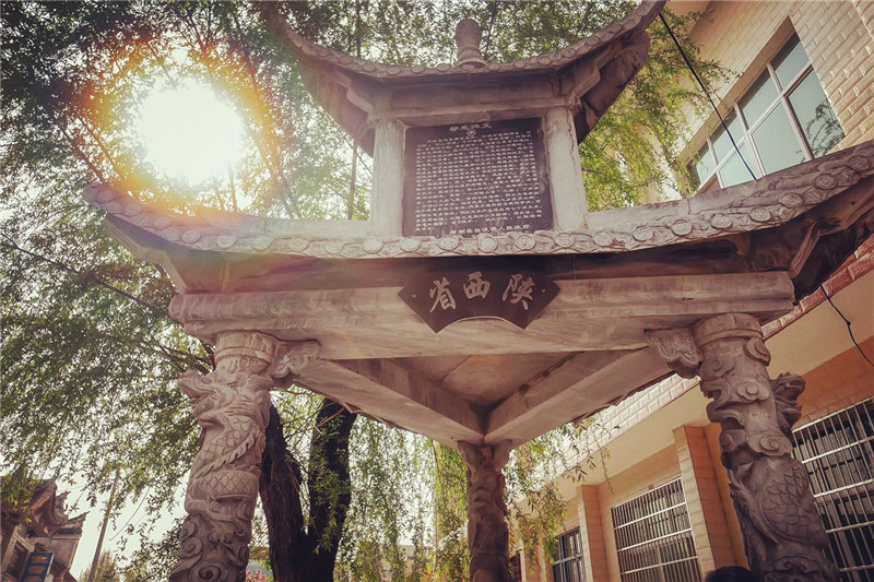 一腳踏三省之地——荊紫關鎮(zhèn)